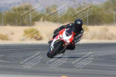 media/Jan-14-2024-SoCal Trackdays (Sun) [[2e55ec21a6]]/Turn 6 (125pm)/